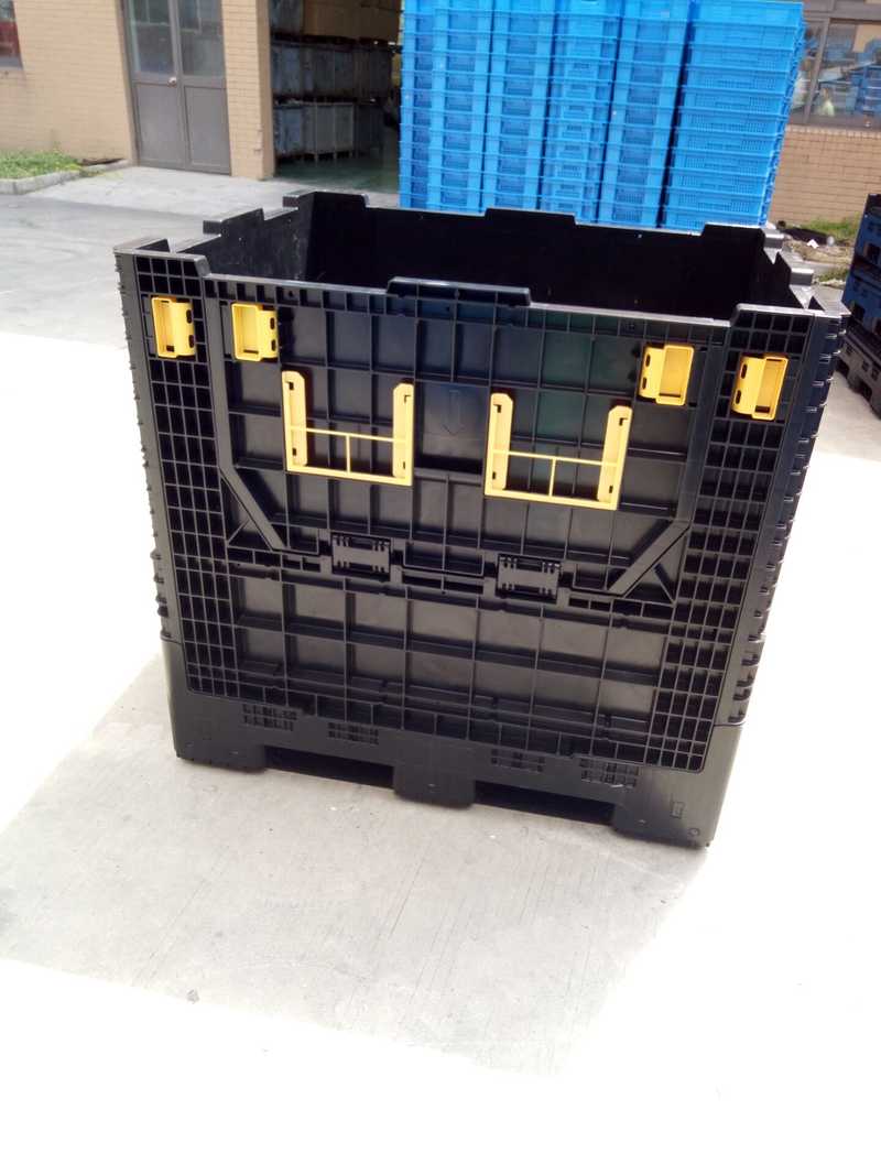 plastic pallet box with lid