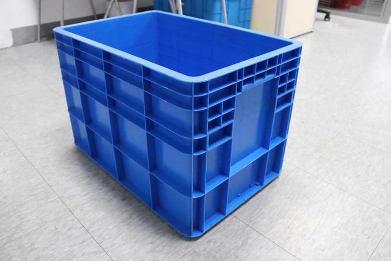 stackable turnover box